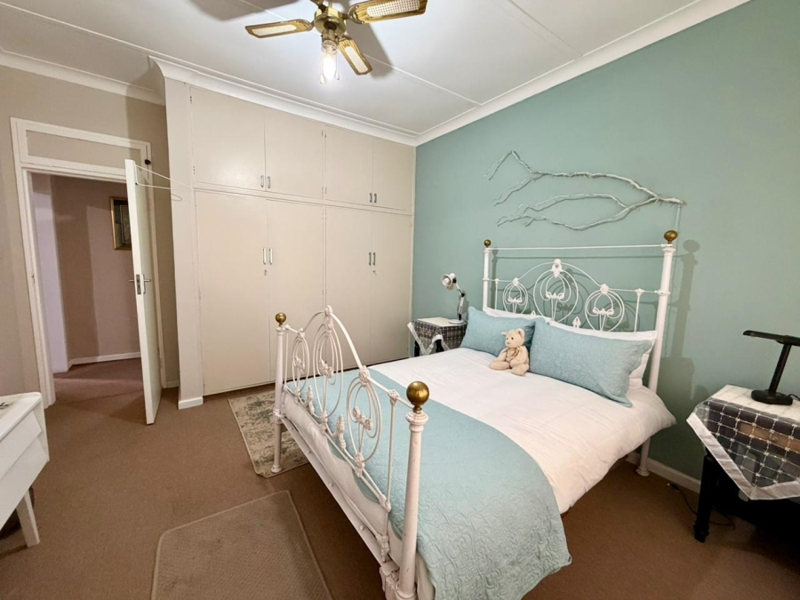 3 Bedroom Property for Sale in Oudtshoorn North Western Cape